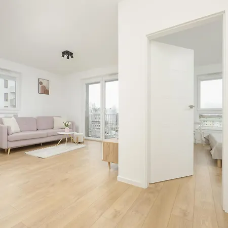 Apartamento Bright Pastel With Desk For Remote Work, Balcony And Parking By Renters Gdańsk